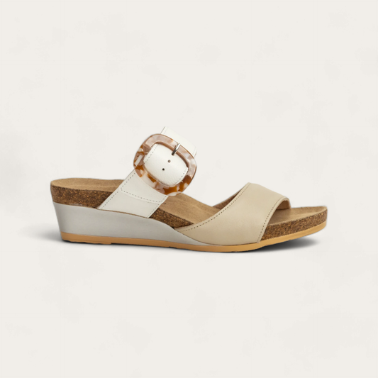 Naot Kingdom Wedge Sandal Soft Ivory Lthr/ Soft White Lthr