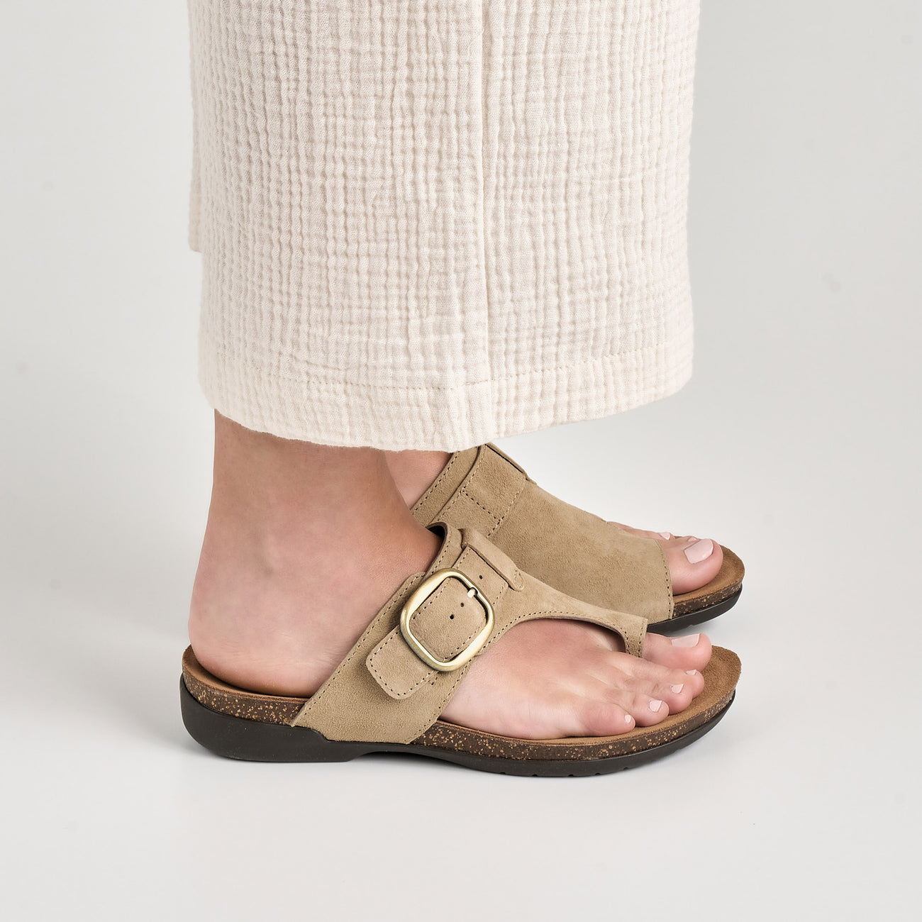 RYLEE Suede Sand Toe-Post Slide